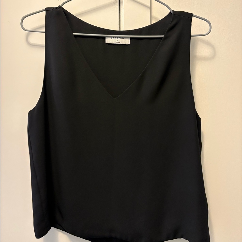 Babaton Black V-Neck Sleeveless Camisole